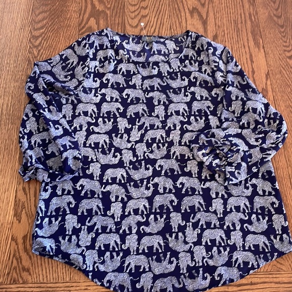 ALL OVER ELEPHANT PRINT Mix by 41 Hawthorn women’s blouse roll tab sleeve Med - Picture 10 of 10